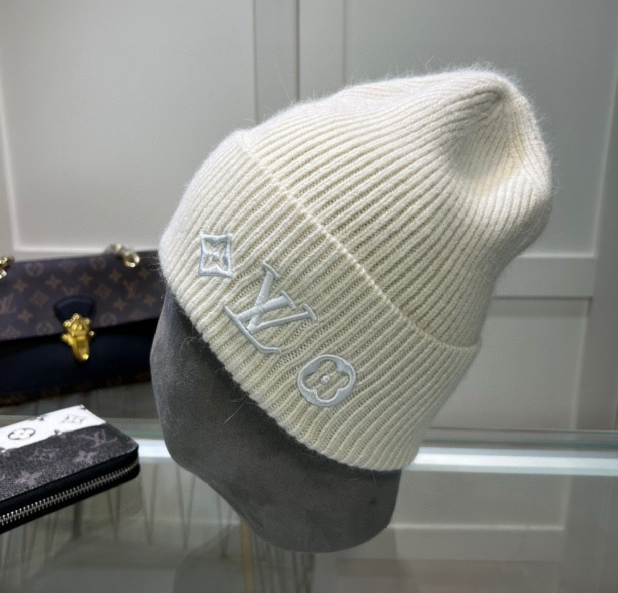 Bonnet LOUIS VUITTON