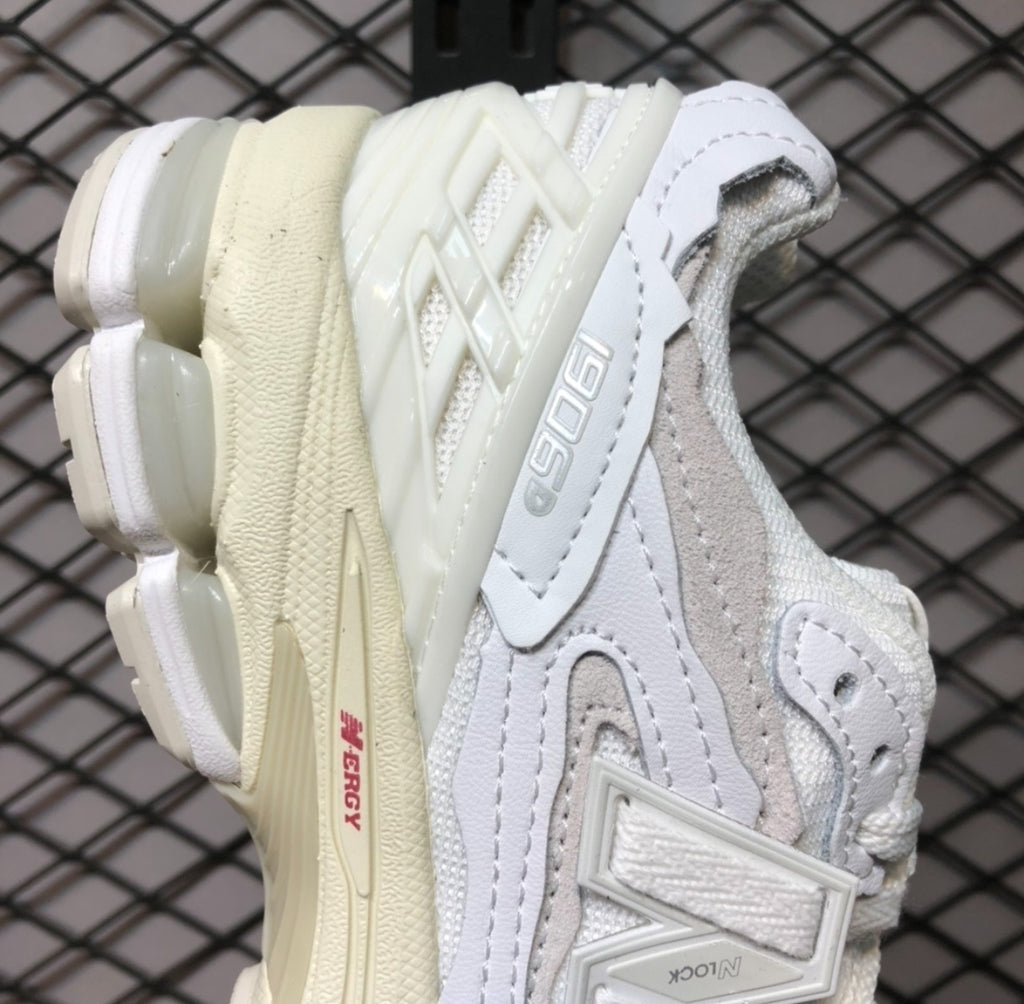 Chaussure NEW BALANCE M-1906