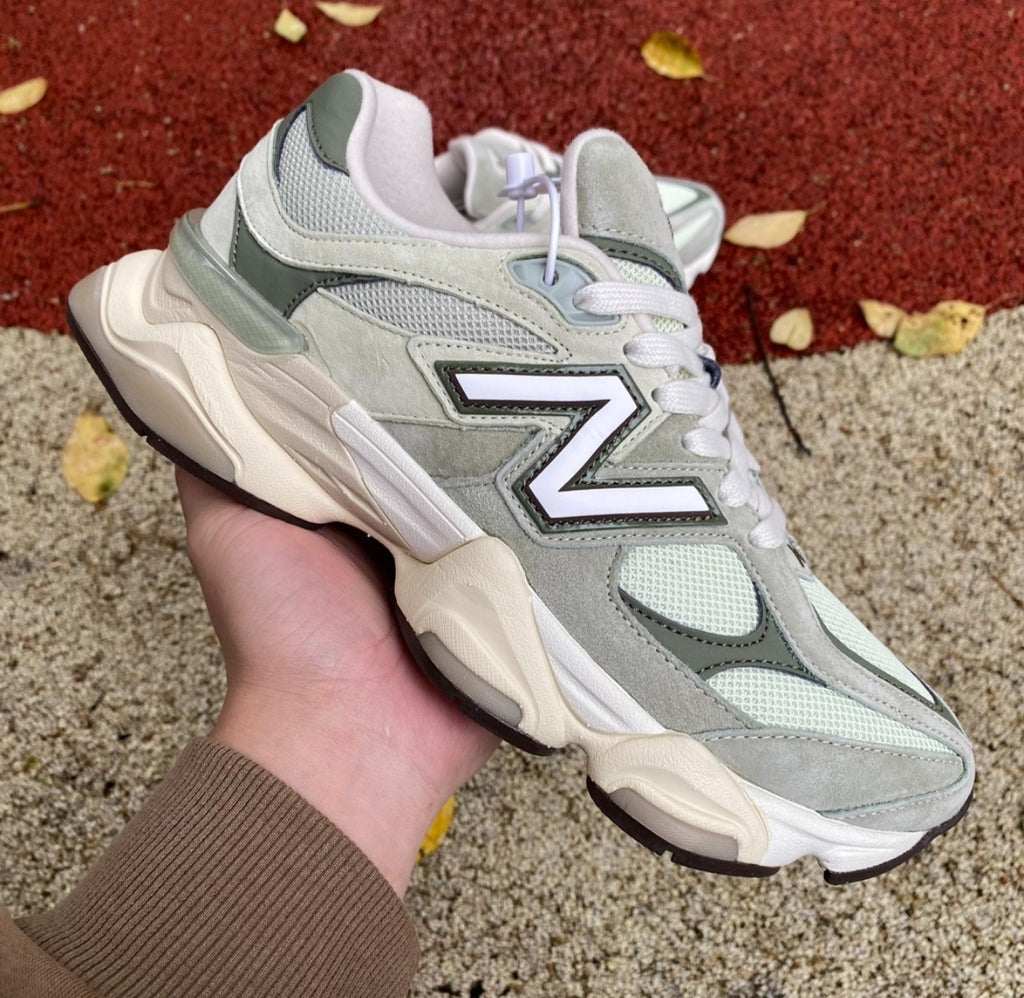 Chaussure NEW BALANCE 9060