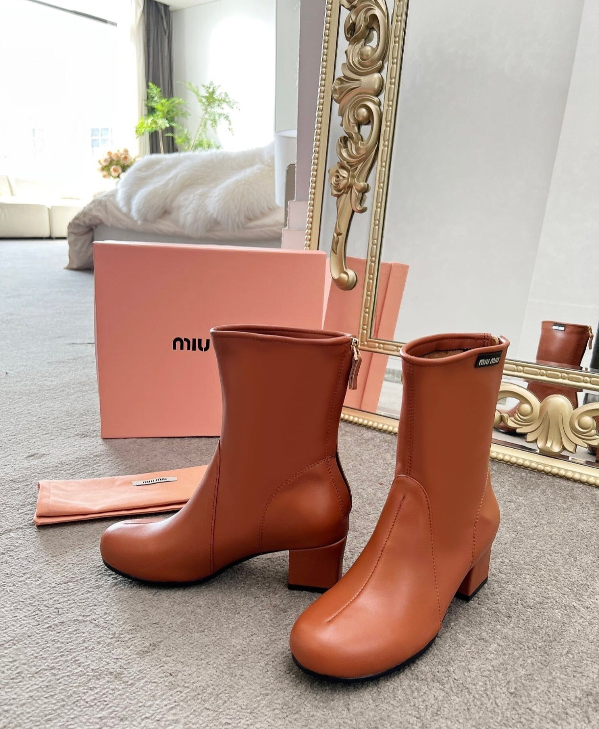 Talon MIU MIU