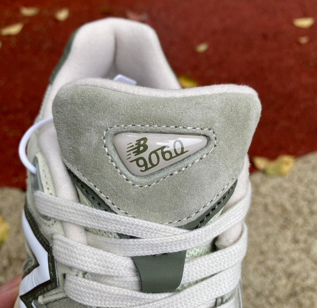 Chaussure NEW BALANCE 9060