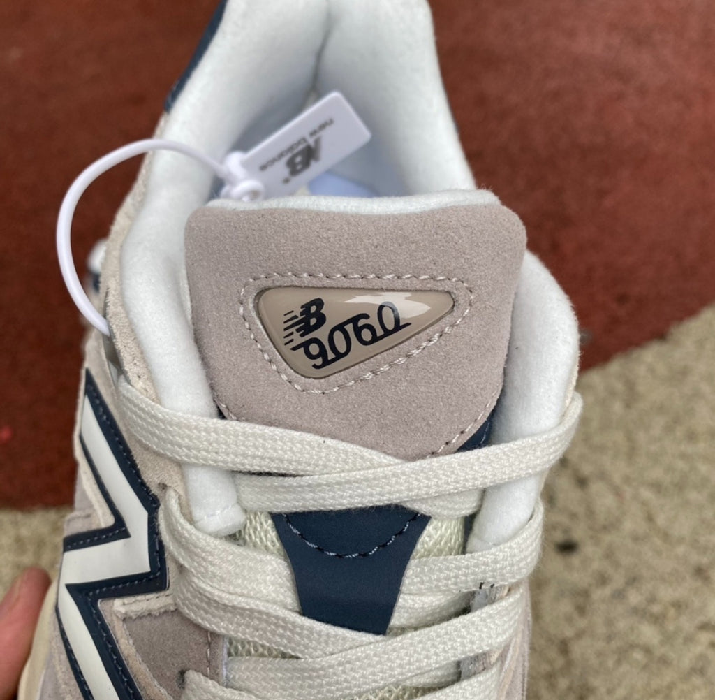 Chaussure NEW BALANCE 9060