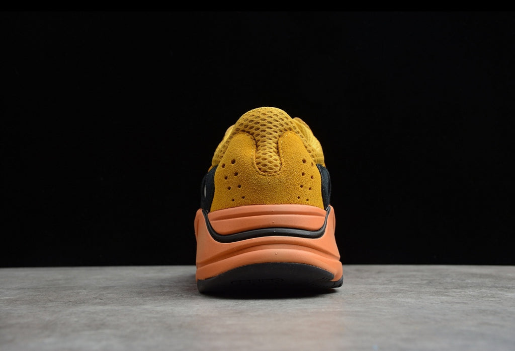 Chaussure ADIDAS YEEZY BOOST 700 V2