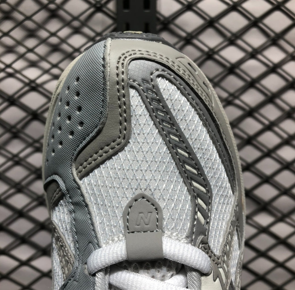 Chaussure NEW BALANCE 1906