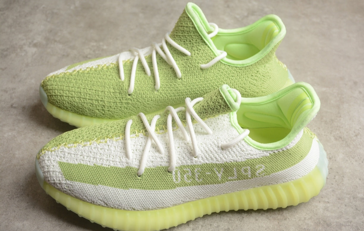 Chaussure ADIDAS YEEZY BOOST 350 V2