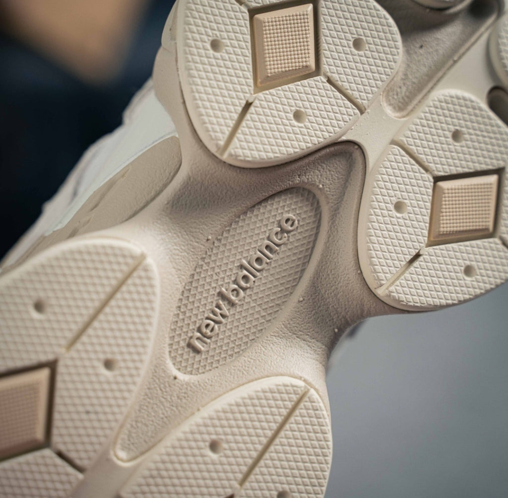 Chaussure NEW BALANCE 9060