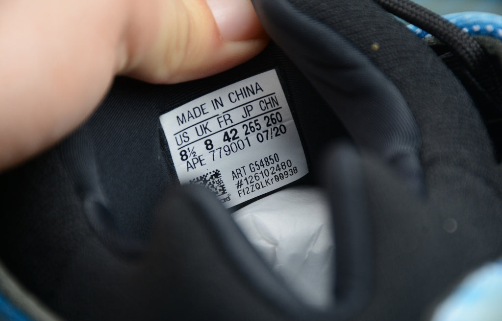 Chaussure ADIDAS YEEZY BOOST 700 V3