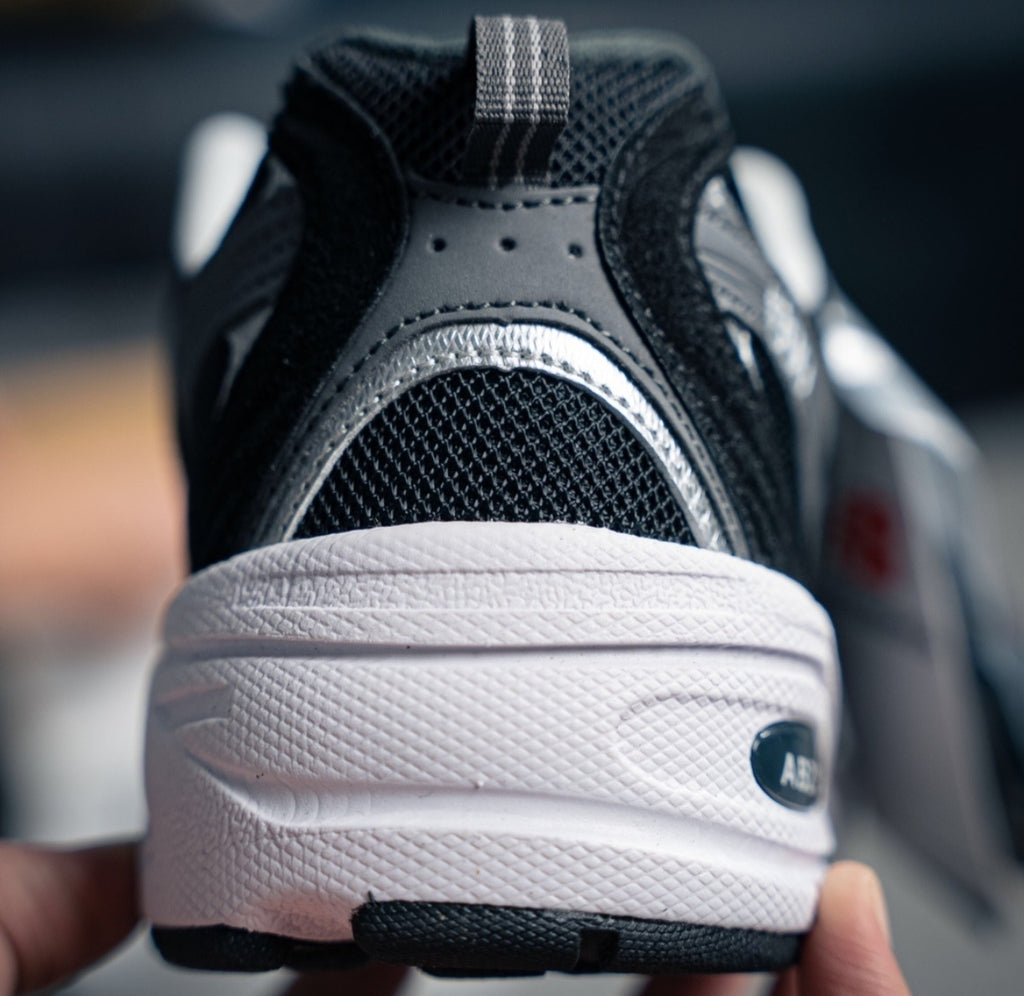 Chaussure NEW BALANCE 530