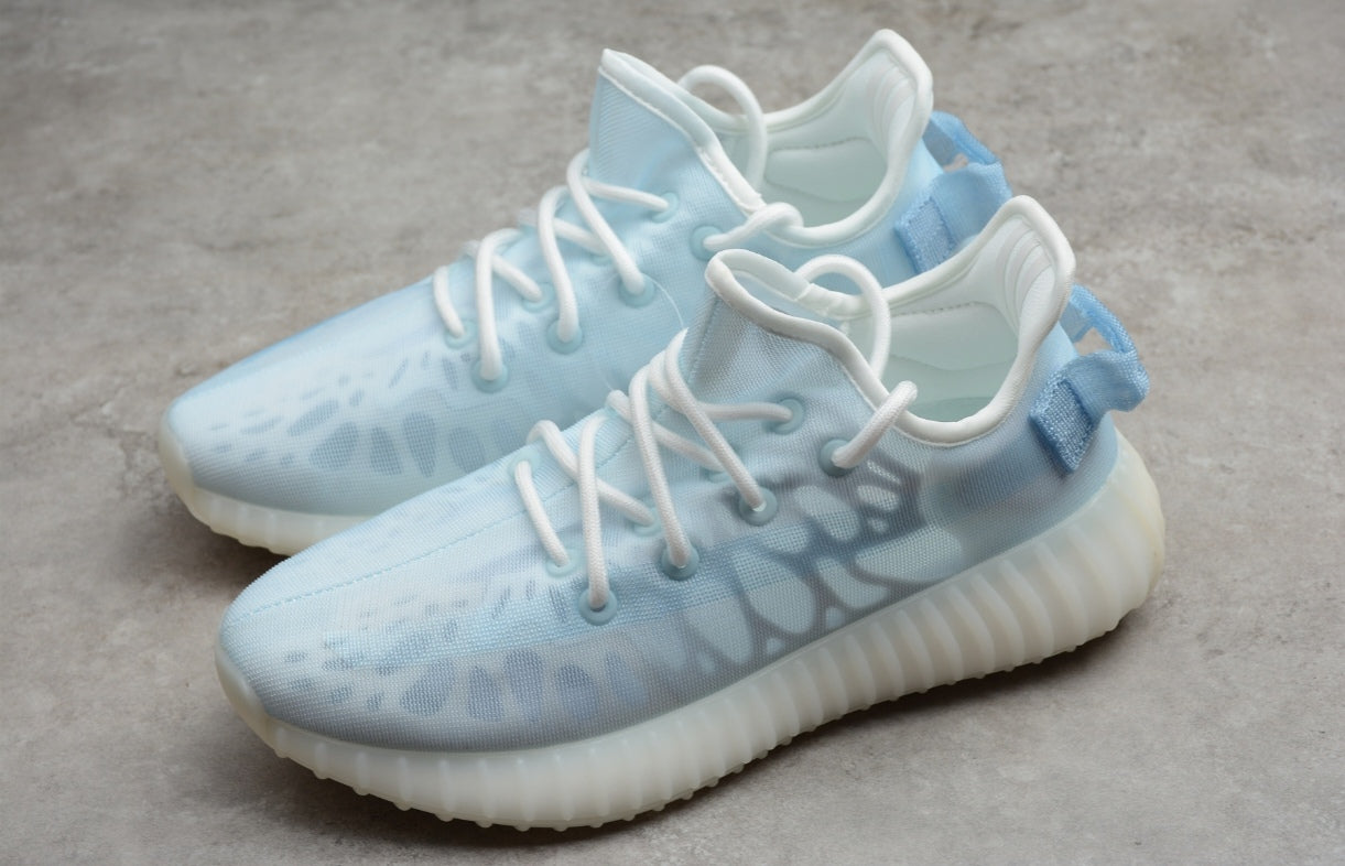 Chaussure ADIDAS YEEZY 350 V2