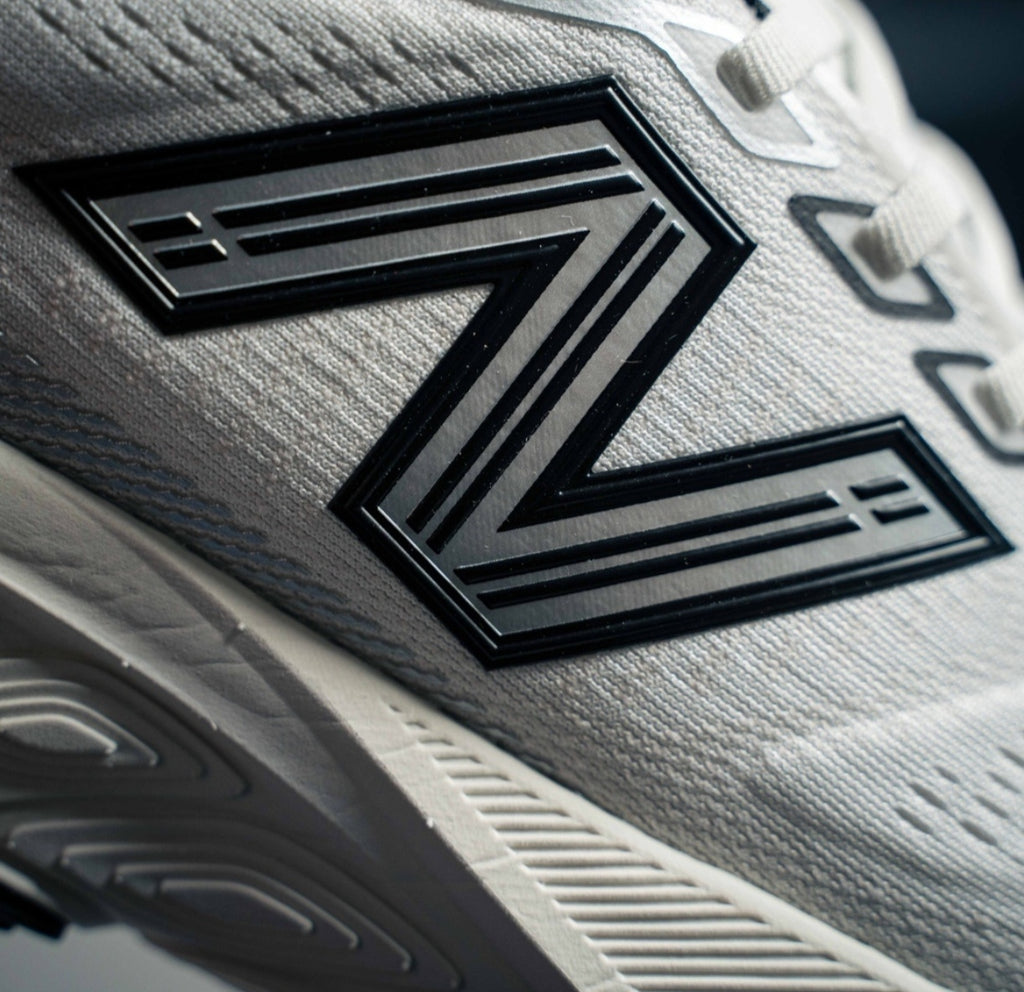 Chaussure NEW BALANCE W880