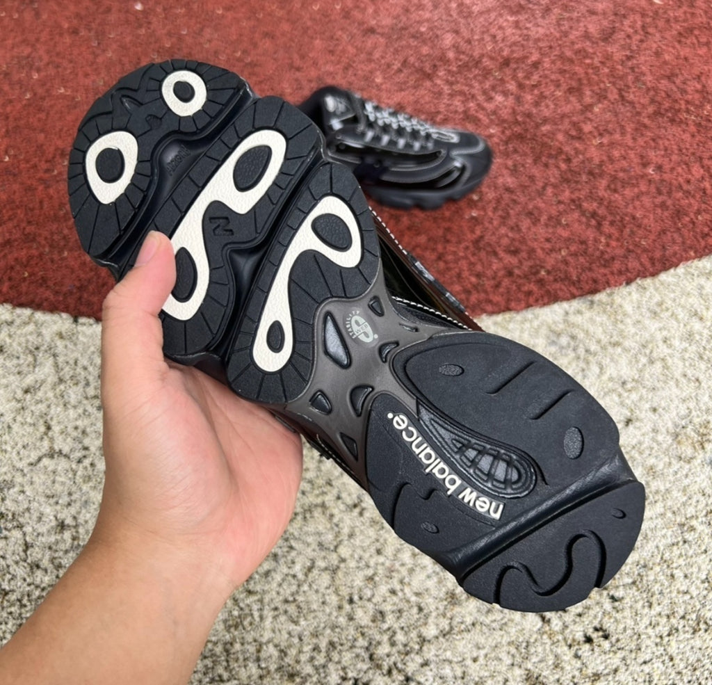 Chaussure NEW BALANCE 1000