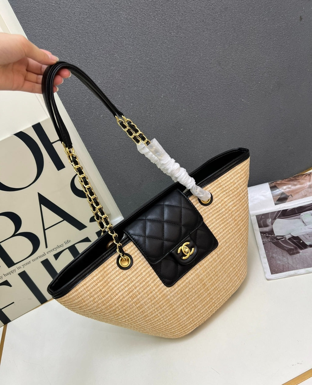 Sac à main tissé CHANEL