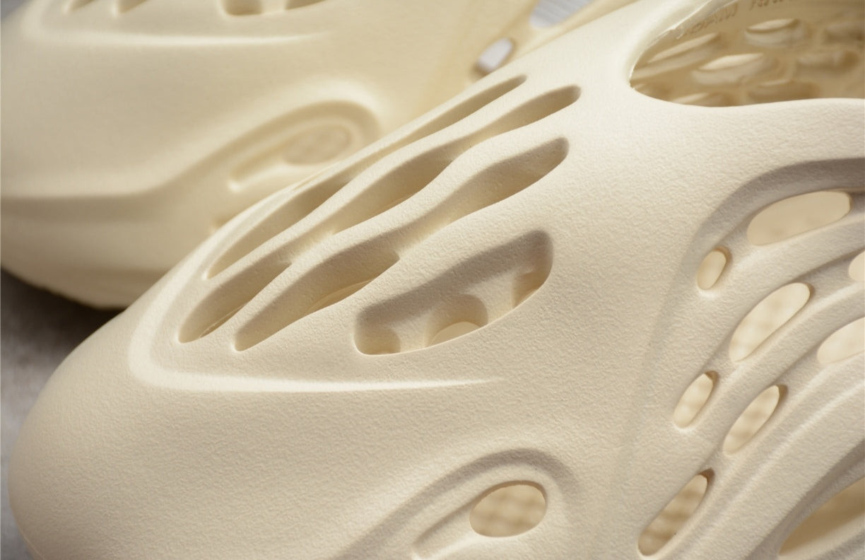 Chaussure ADIDAS YEEZY FOAM MXT