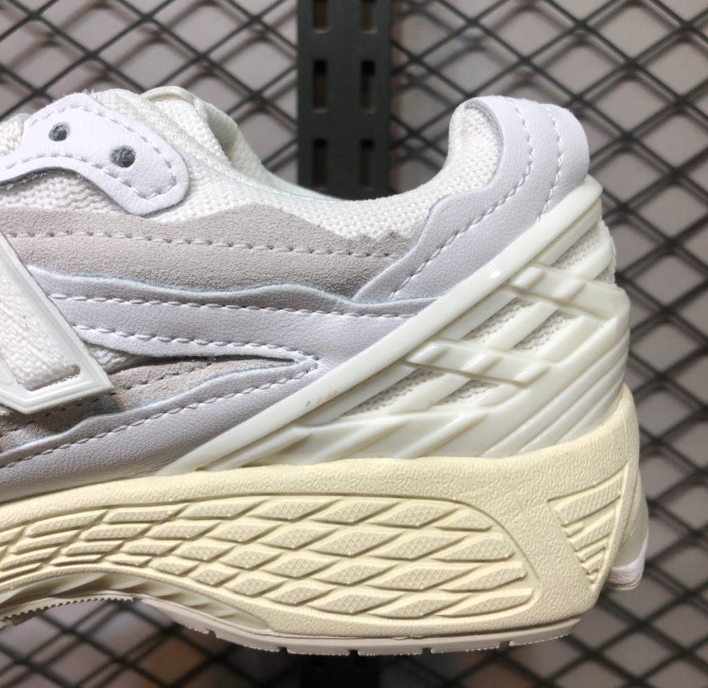 Chaussure NEW BALANCE M-1906