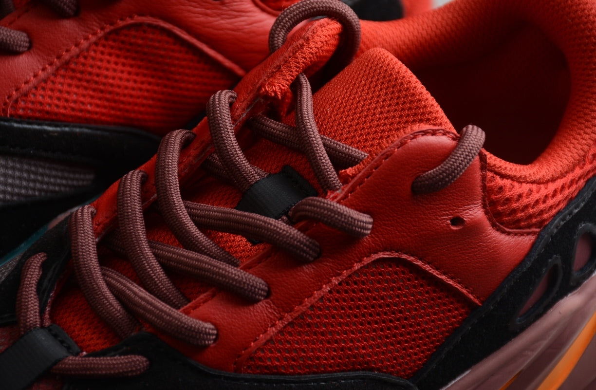 Chaussure ADIDAS YEEZY Boost 700