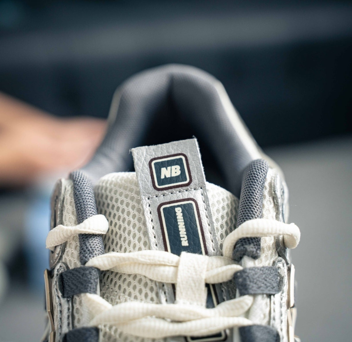 Chaussure NEW BALANCE M1906