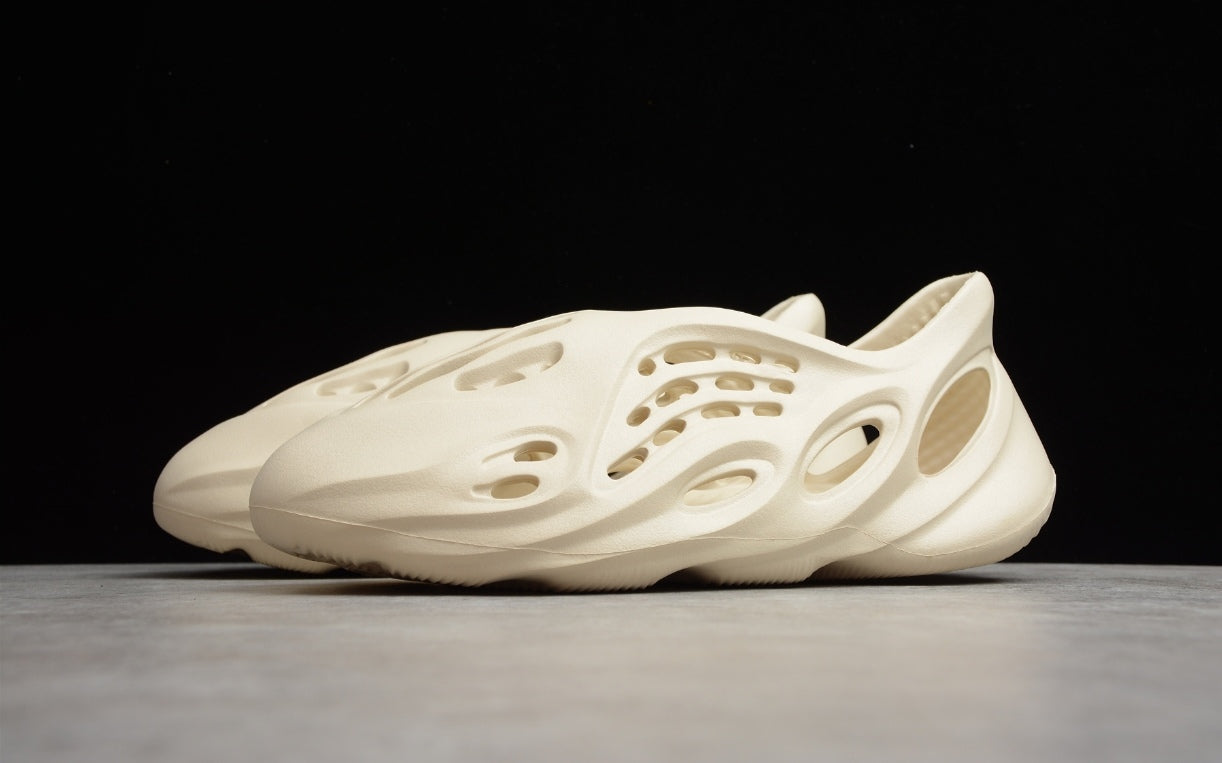 Chaussure ADIDAS YEEZY FOAM MXT