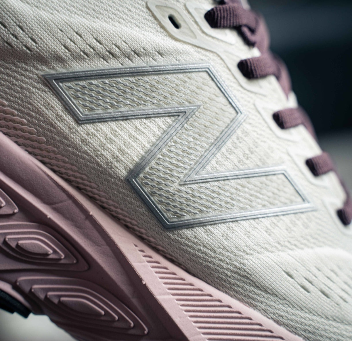 Chaussure NEW BALANCE W880