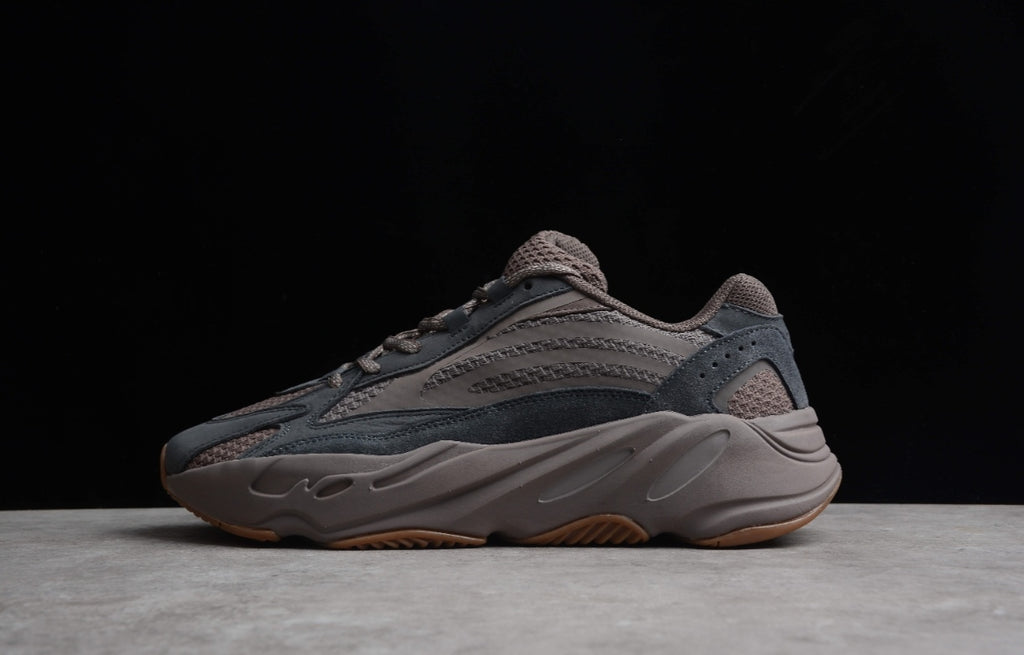 Chaussure ADIDAS YEEZY BOOST 700 V2