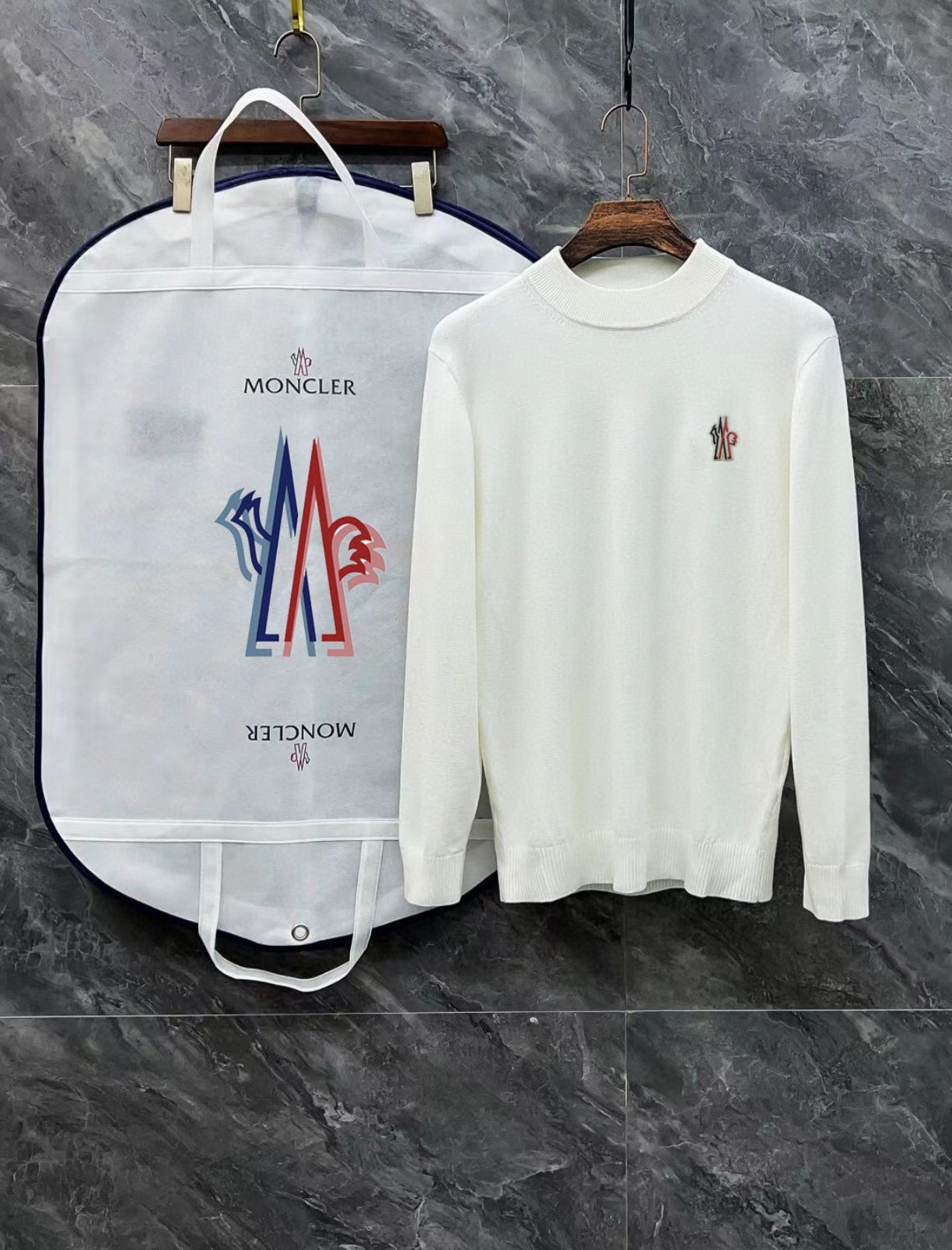Pull Moncler Noir Blanc & Gris