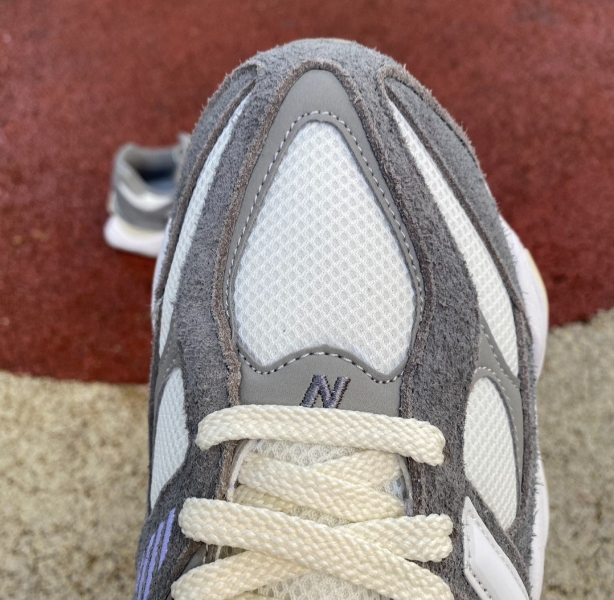 Chaussure NEW BALANCE 9060