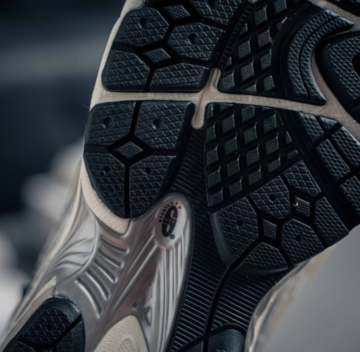 Chaussure NEW BALANCE M1906