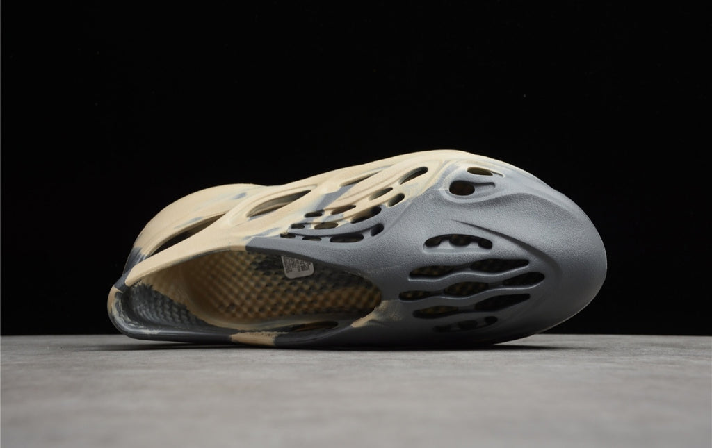 Chaussure ADIDAS YEEZY FOAM MXT