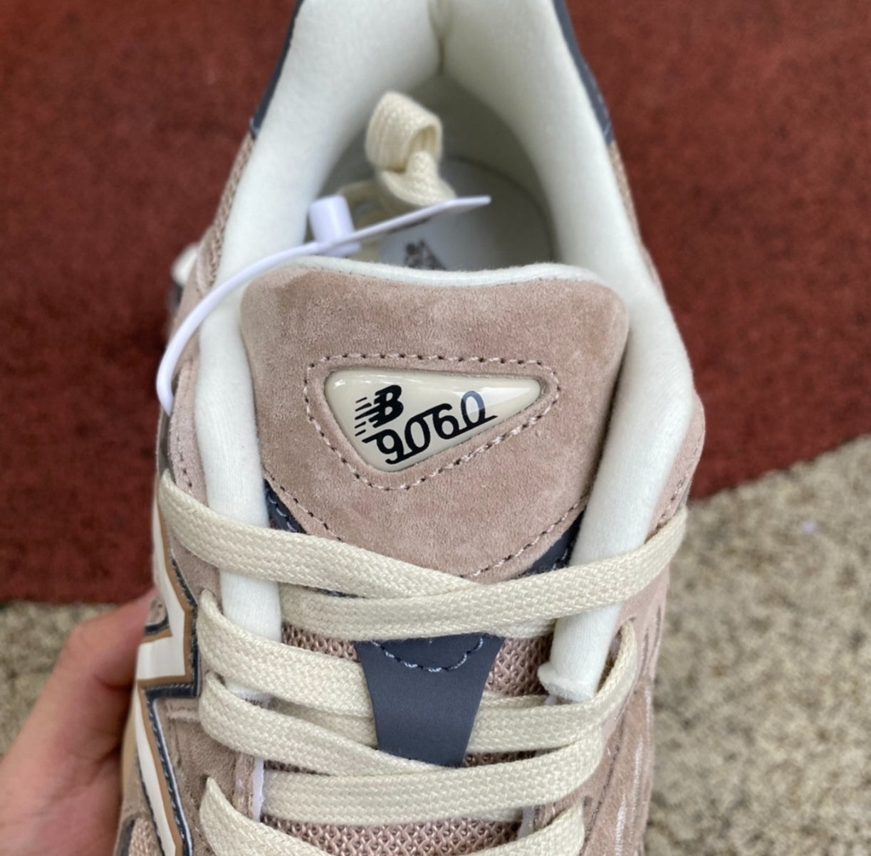 Chaussure NEW BALANCE 9060