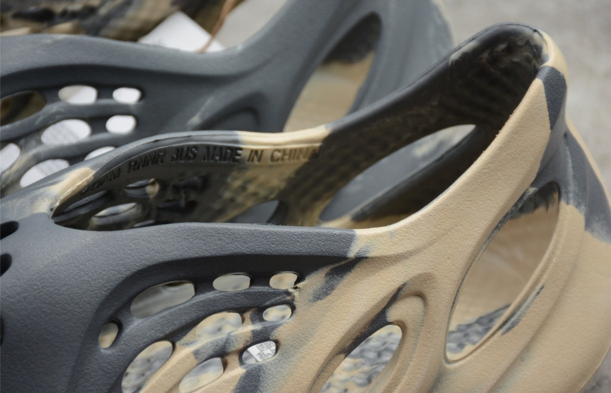 Chaussure ADIDAS YEEZY FOAM MXT