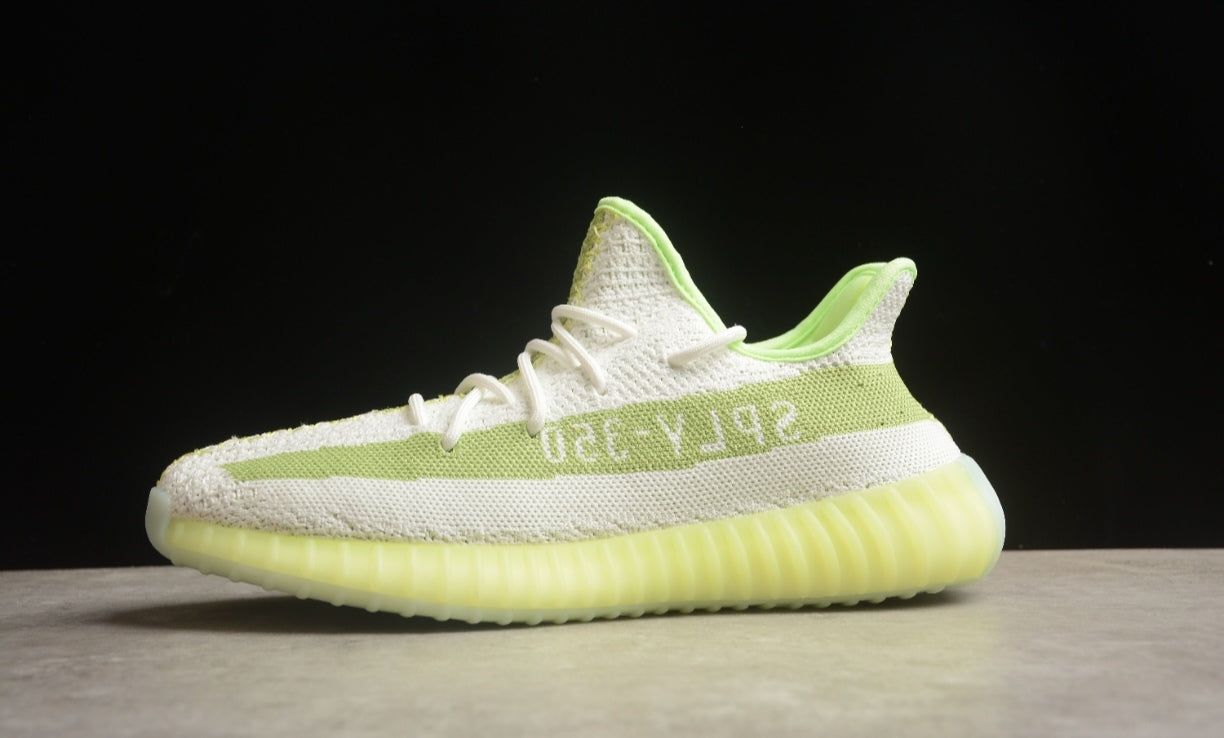 Chaussure ADIDAS YEEZY BOOST 350 V2