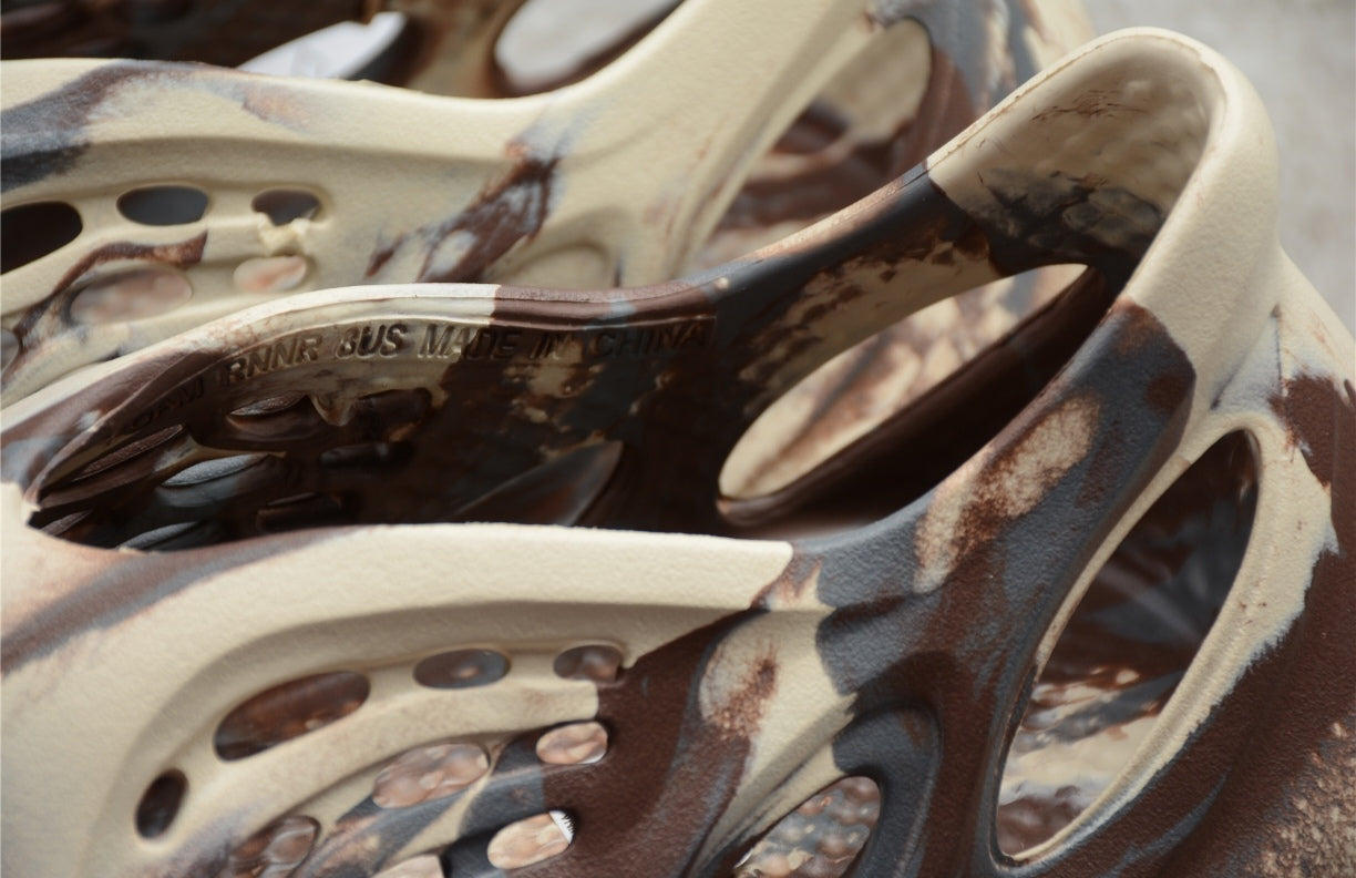 Chaussure ADIDAS YEEZY FOAM RUNNER MXT