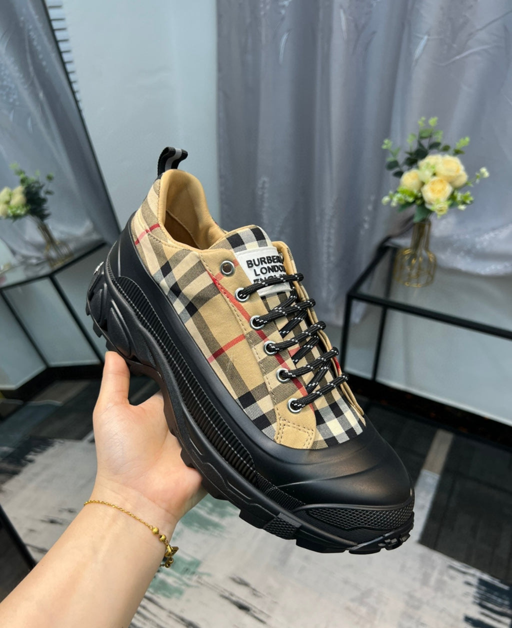 Chaussures BURBERRY