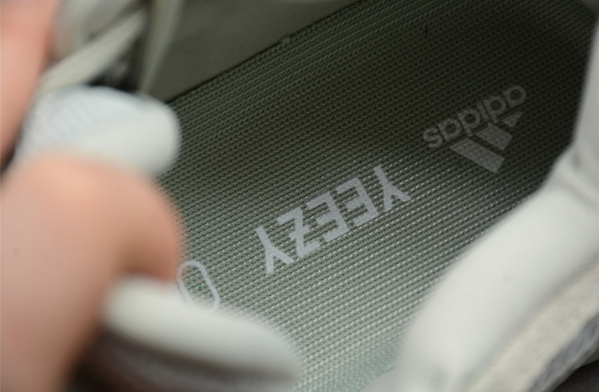 Chaussure ADIDAS YEEZY 500