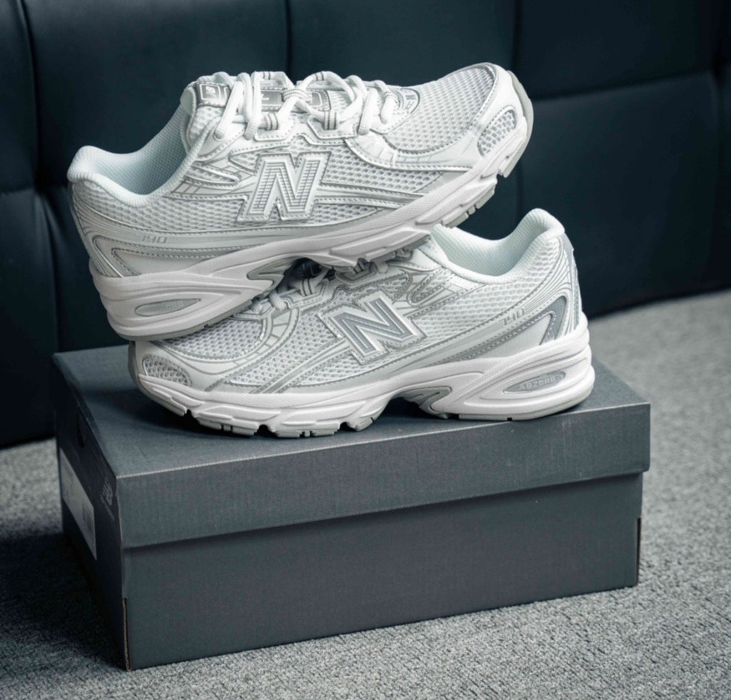 Chaussure NEW BALANCE 740