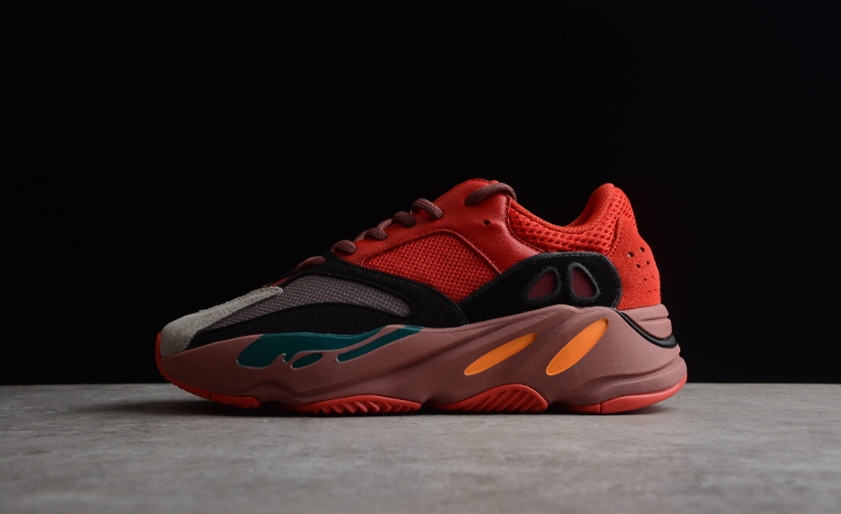 Chaussure ADIDAS YEEZY Boost 700