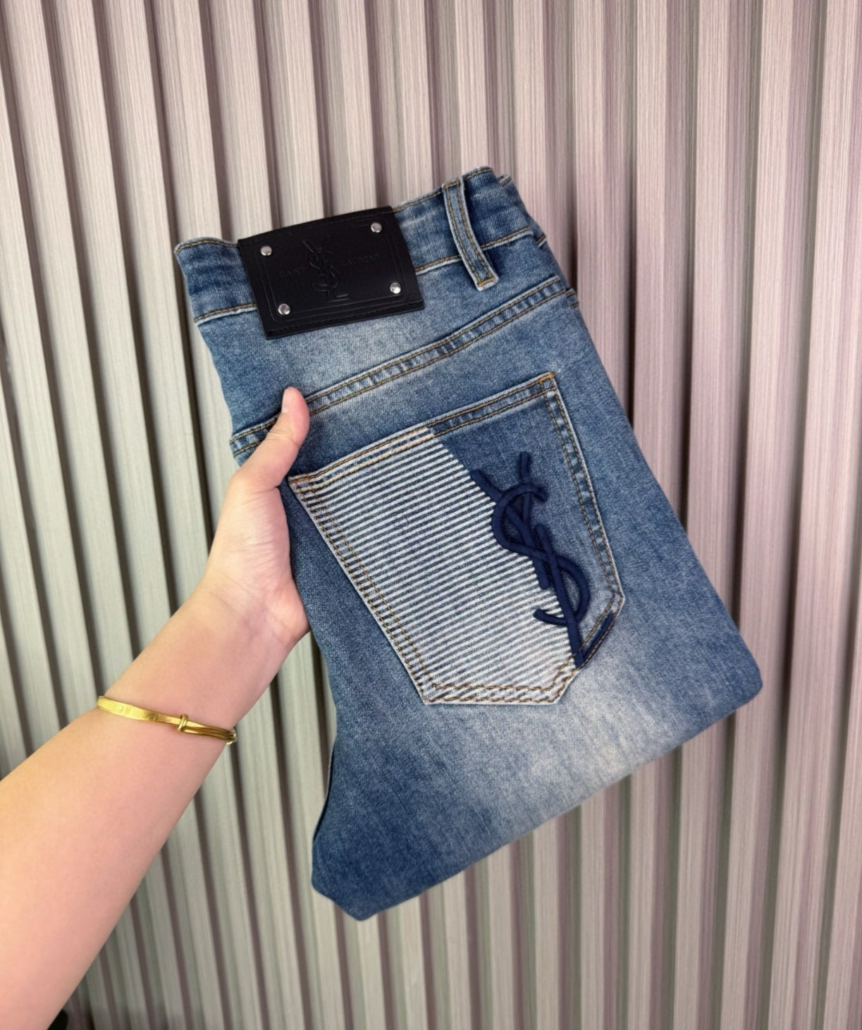 Jean YVES SAINT LAURENT