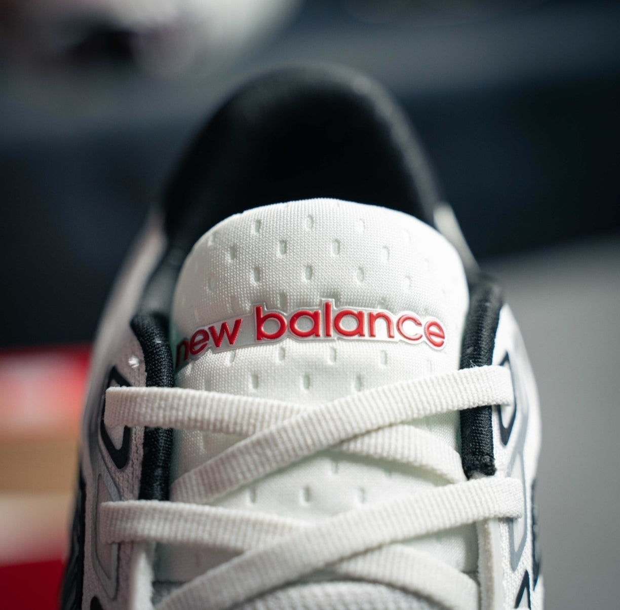 Chaussure NEW BALANCE W880