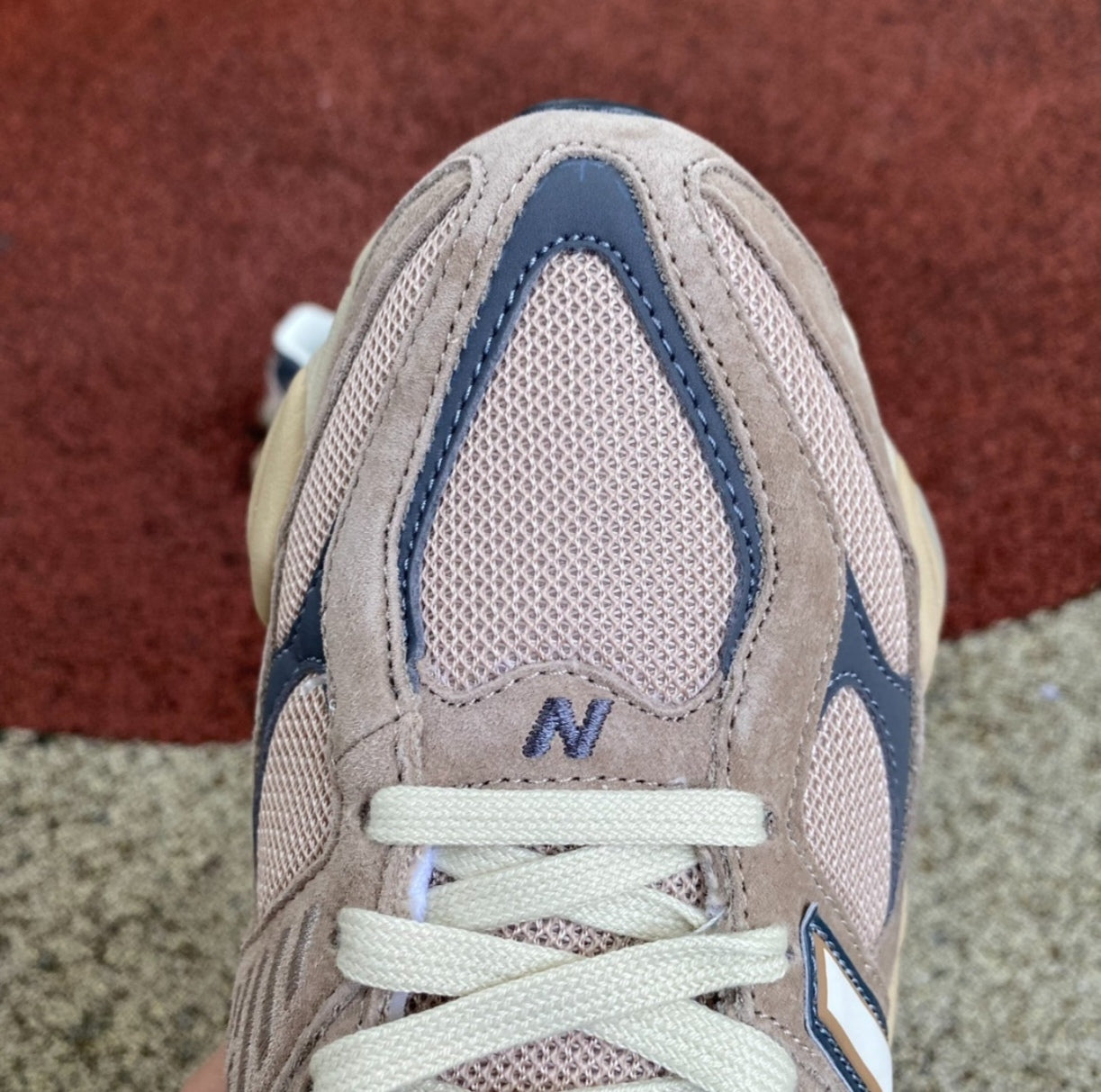 Chaussure NEW BALANCE 9060