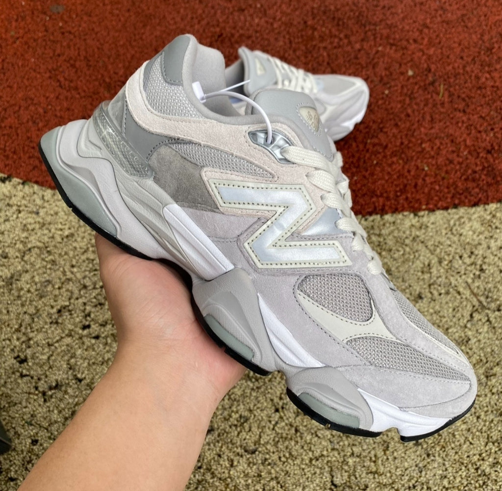 Chaussure NEW BALANCE 9060