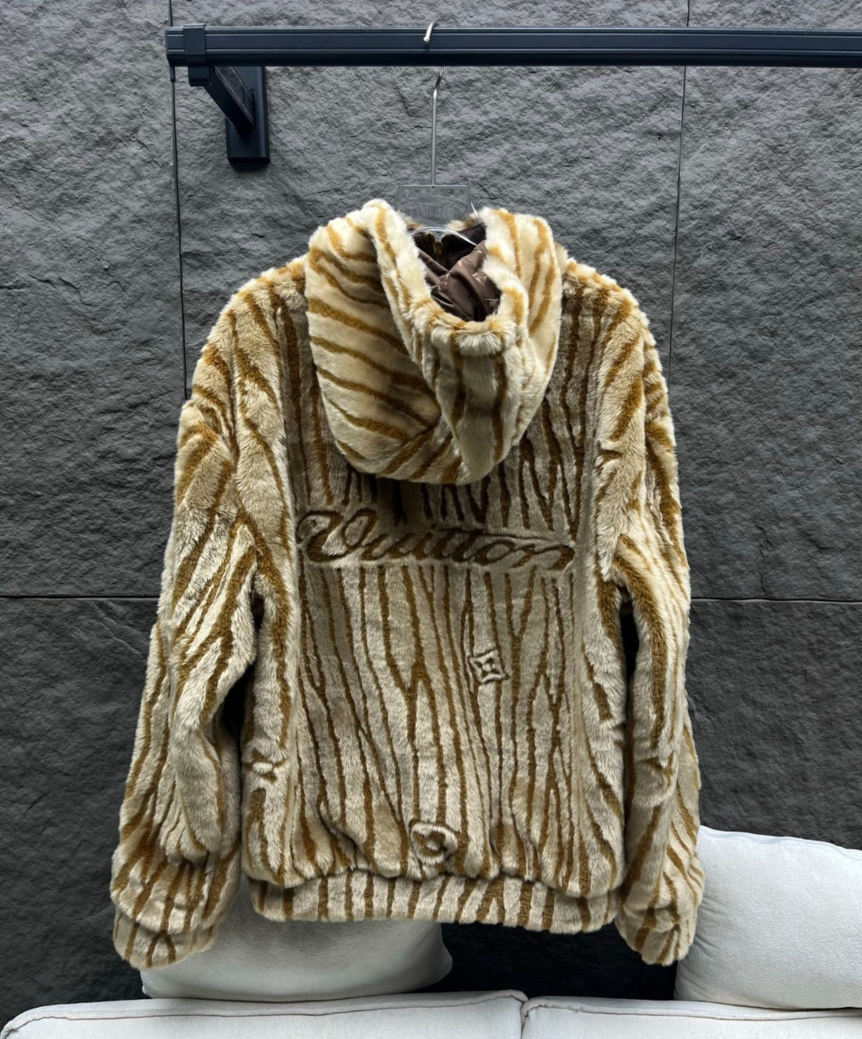 Veste LOUIS VUITTON en fourrure