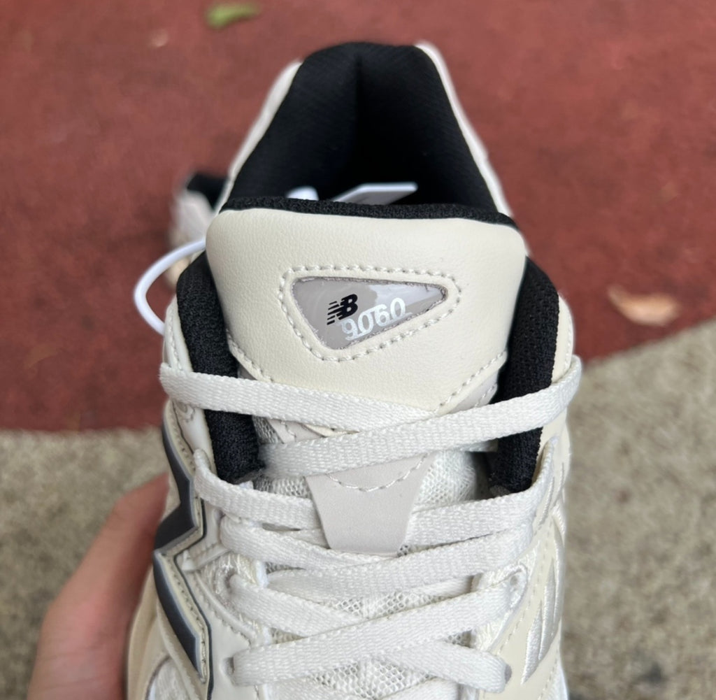 Chaussure NEW BALANCE 9060