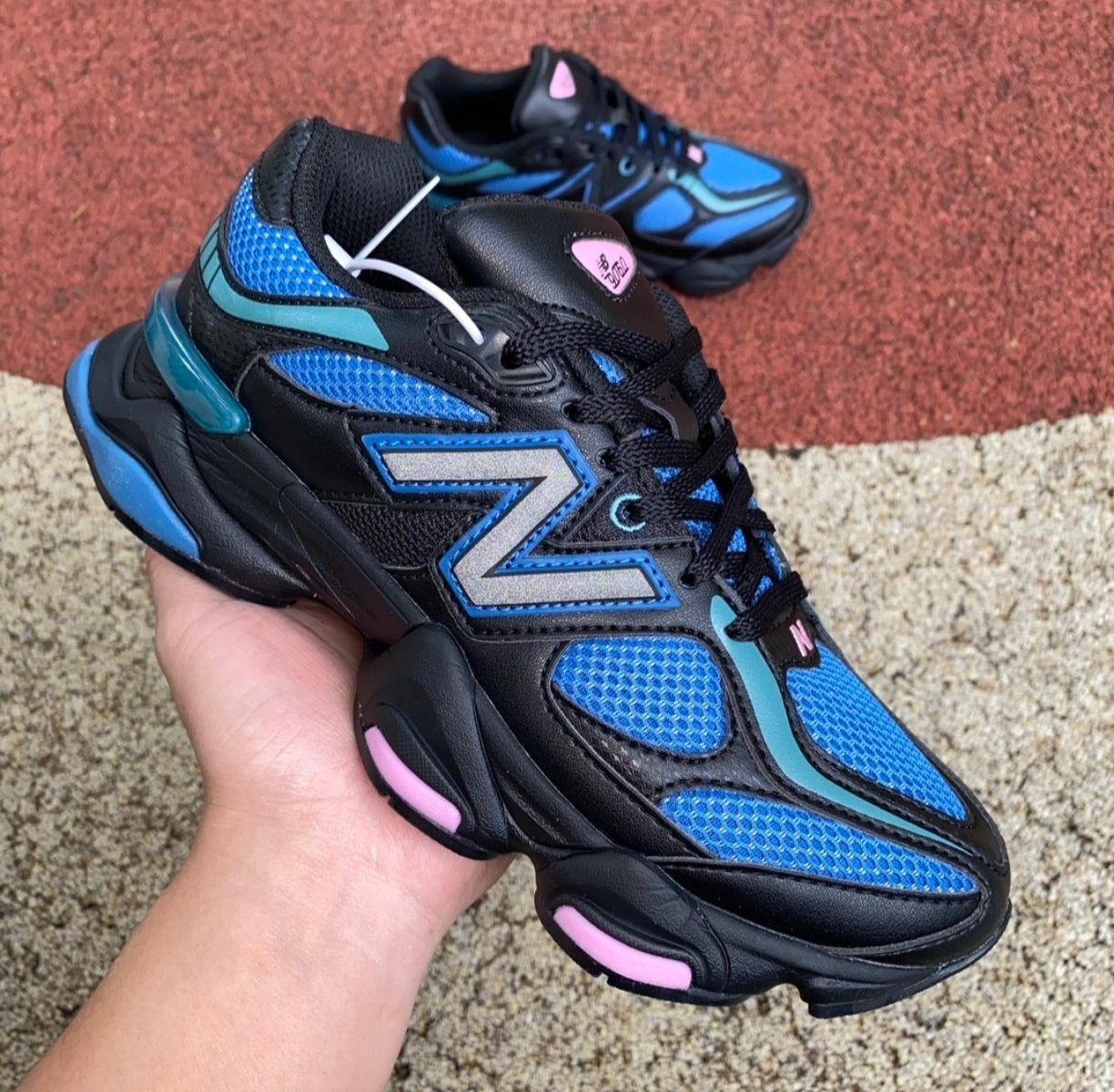 Chaussure NEW BALANCE 9060