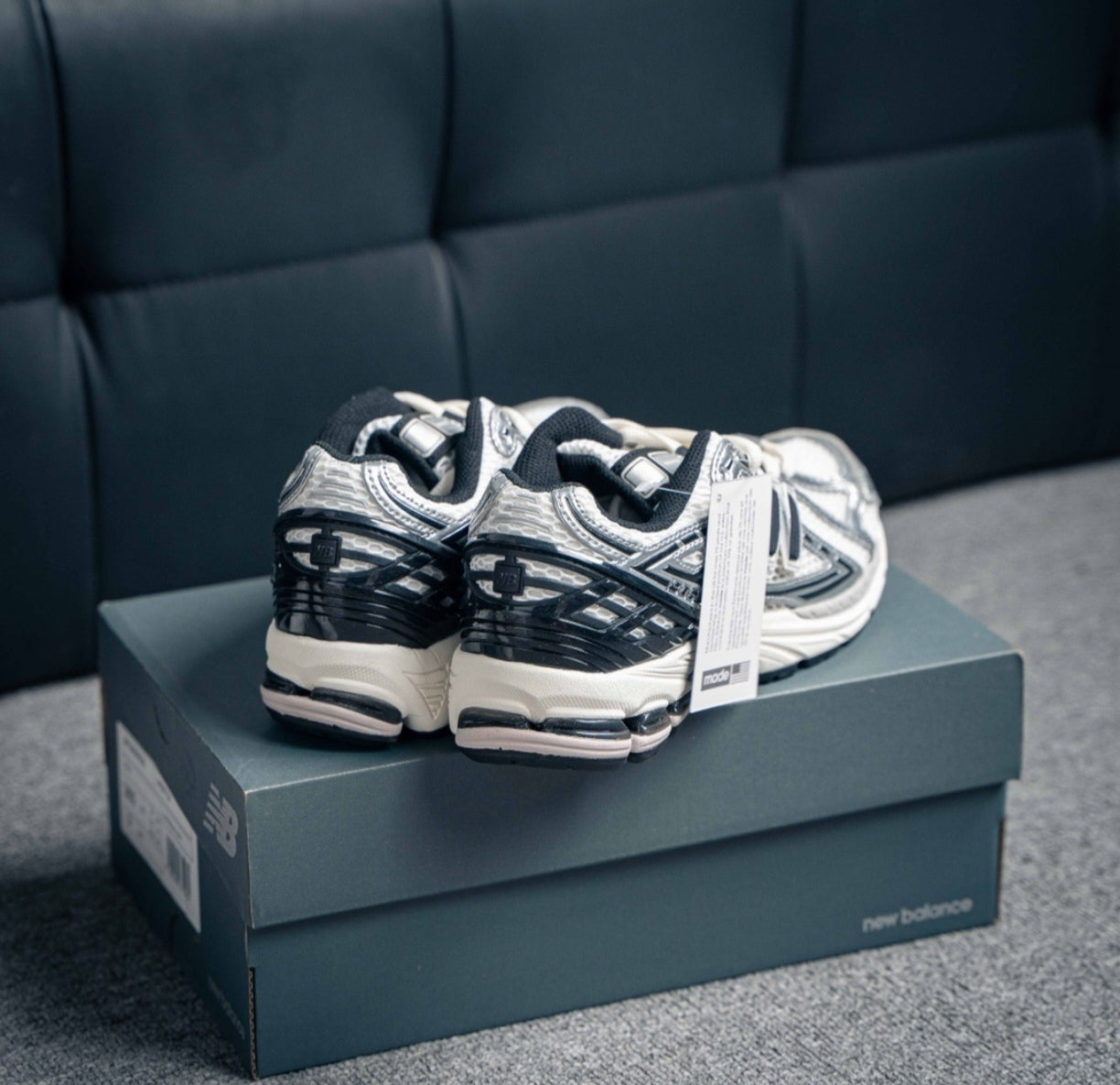 Chaussure NEW BALANCE M1906