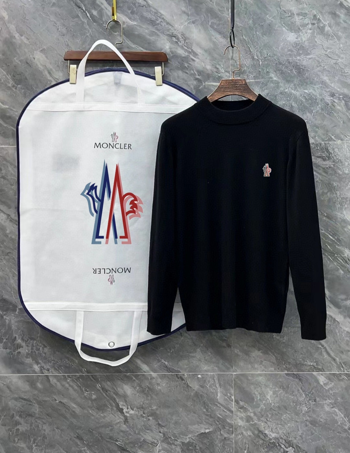Pull Moncler Noir Blanc & Gris