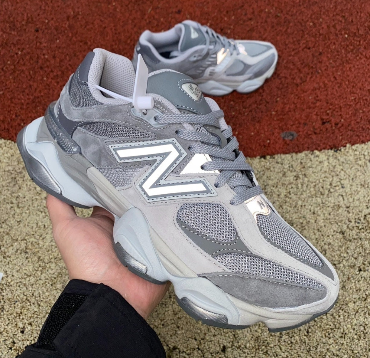 Chaussure NEW BALANCE 9060