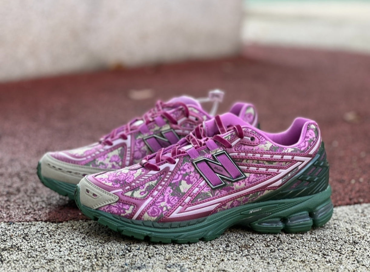 Chaussure NEW BALANCE 1906