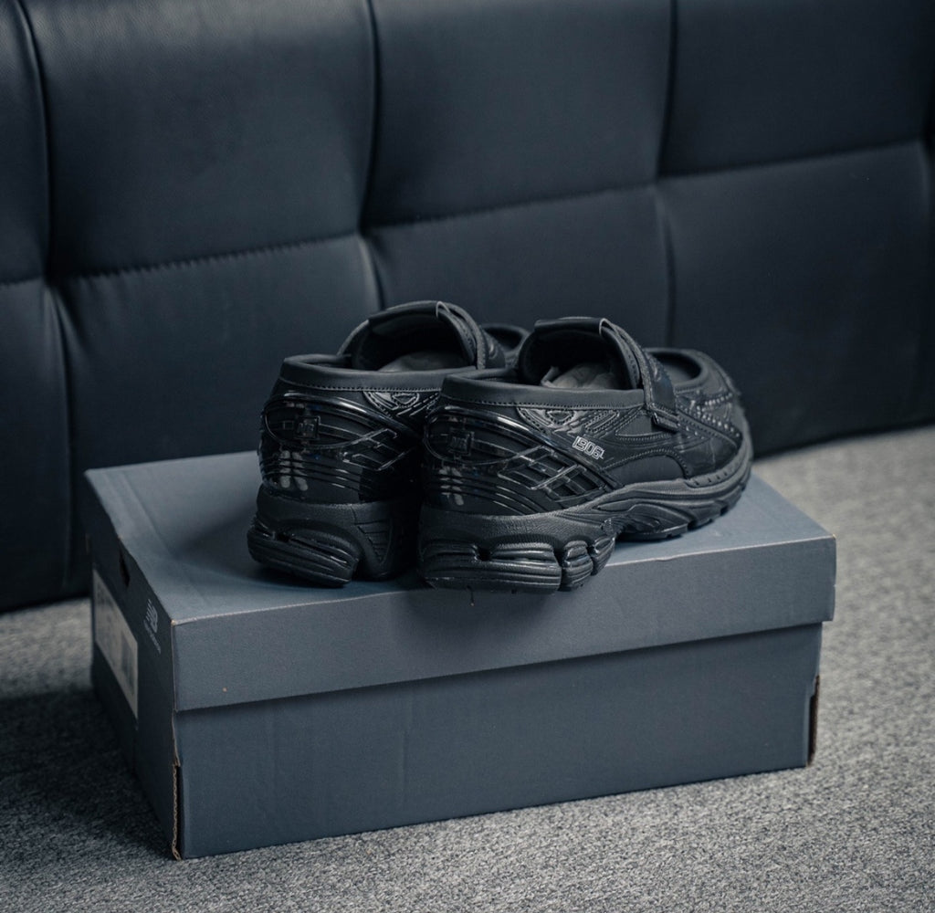 Chaussure NEW BALANCE 1906