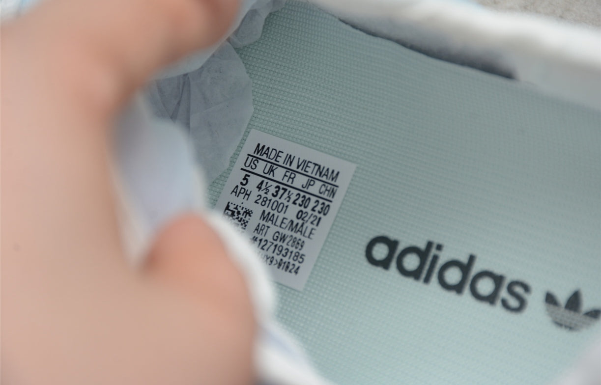 Chaussure ADIDAS YEEZY 350 V2