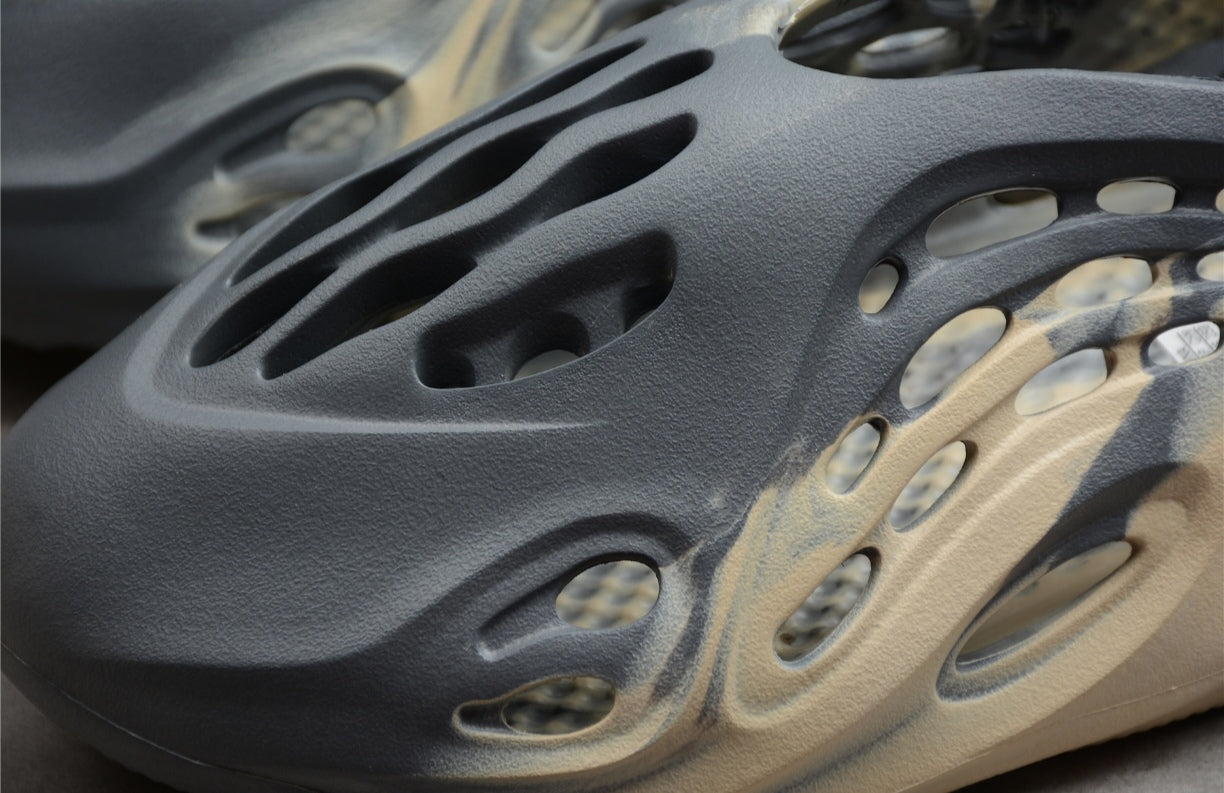 Chaussure ADIDAS YEEZY FOAM MXT