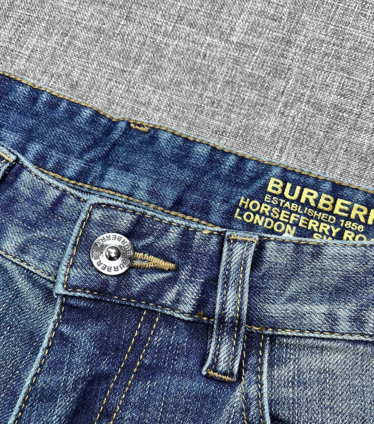 Jean BURBERRY